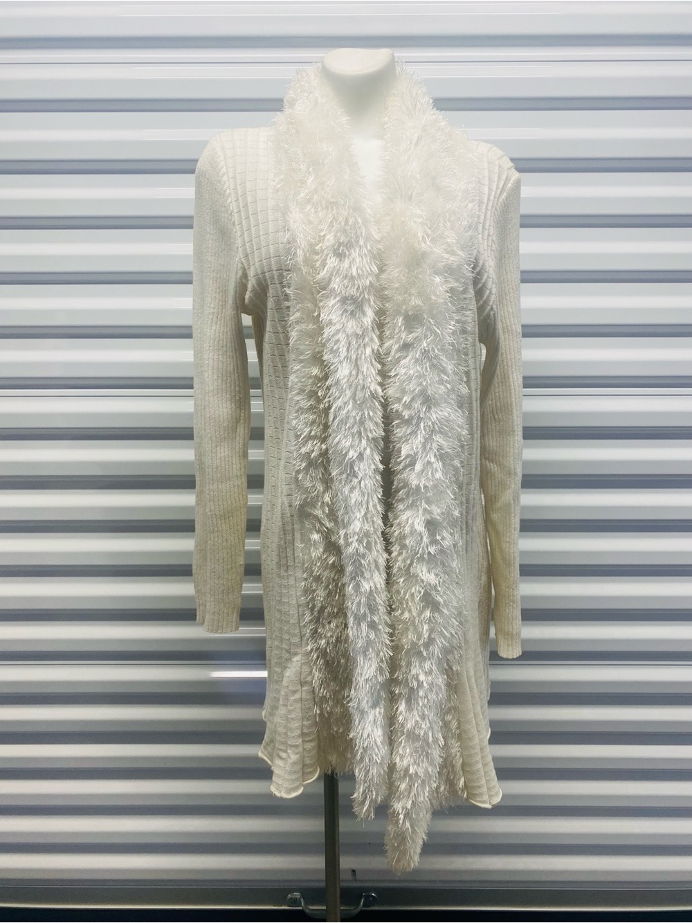Lauren Michelle Cream Faux-Fur Collar Open Cardigan